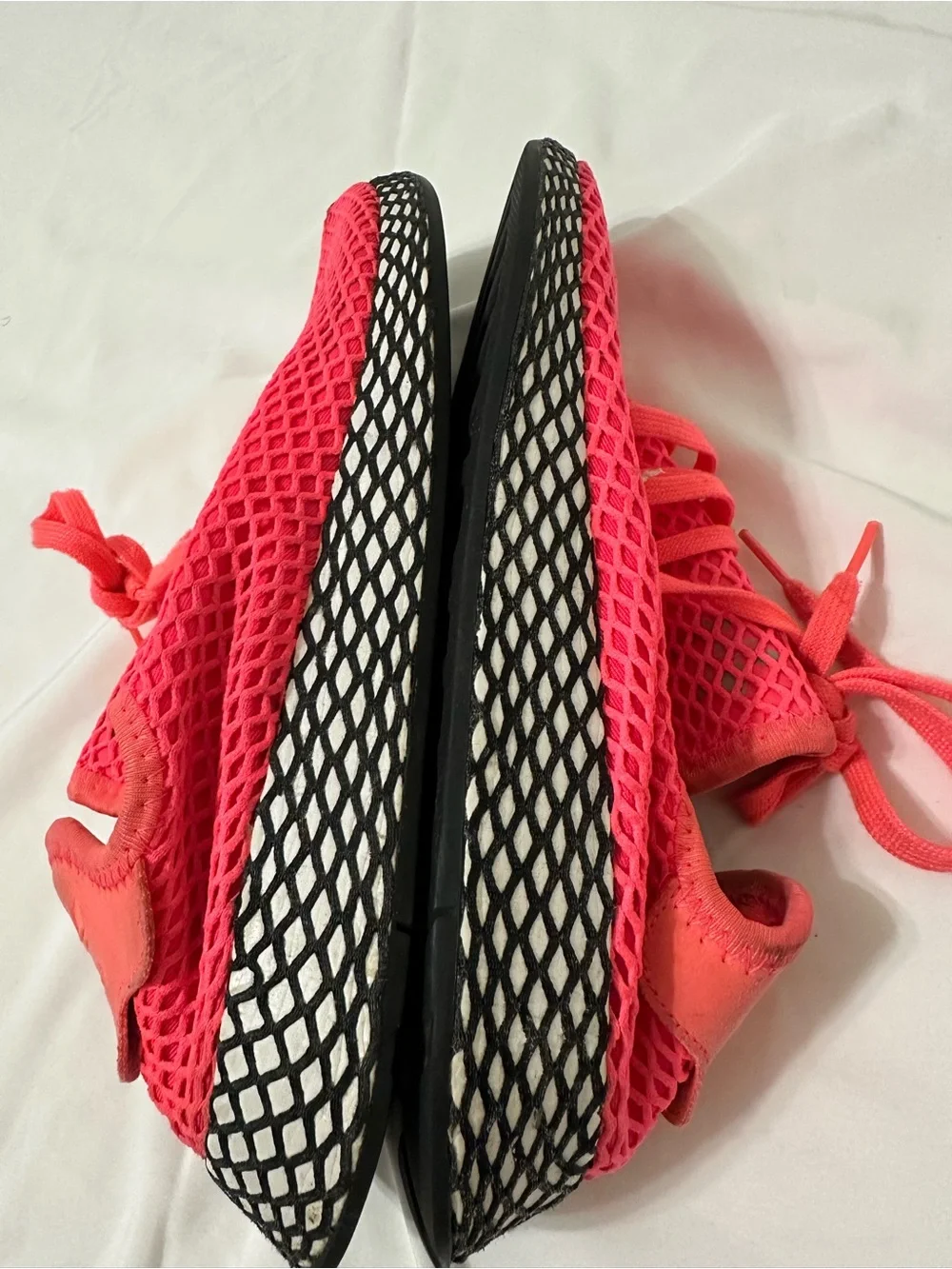 adidas Deerupt Runner Coral Pink Mesh Sneakers Women’s Size 10